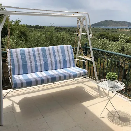 Διαμέρισμα βίλα σοφουλα Αγία Κυριακή